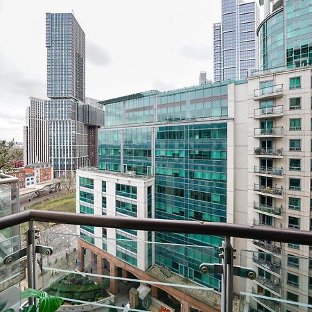 Ferienwohnung St George Wharf London Exterior foto