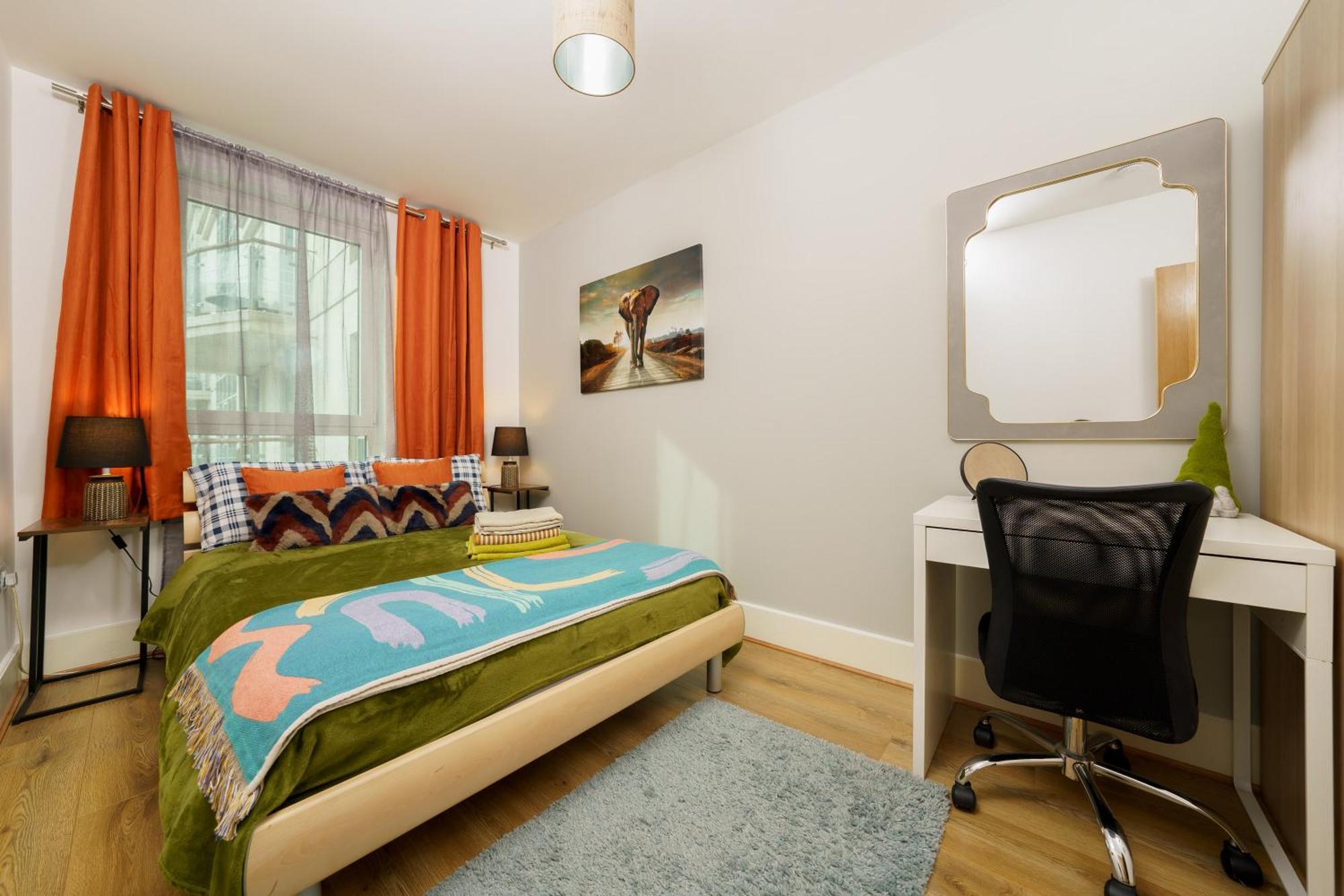 Ferienwohnung St George Wharf London Exterior foto